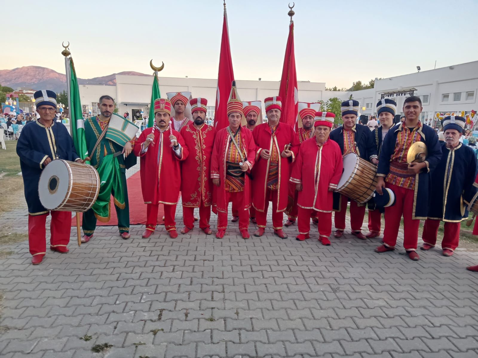 Nadir Kasetçilik - Şehzadeler / Manisa